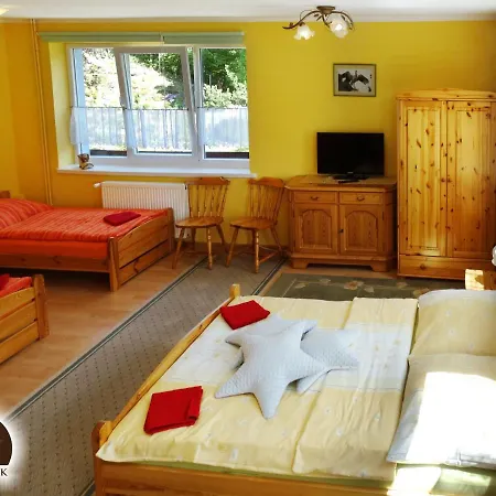 Ferienwohnung Zloty Buk Jagniątków Exterior foto